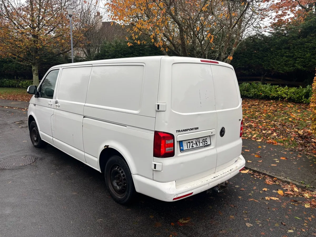 2017 172 Volkswagen transporter 2.0 150bhp lwb - Image 4