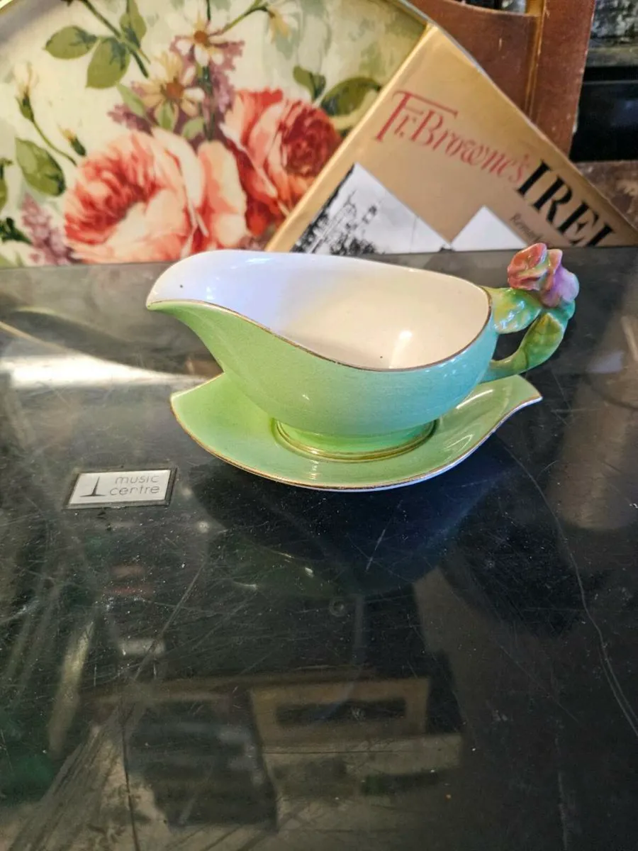 Vintage Royal Winton Sauce Boat and Plate - Image 1