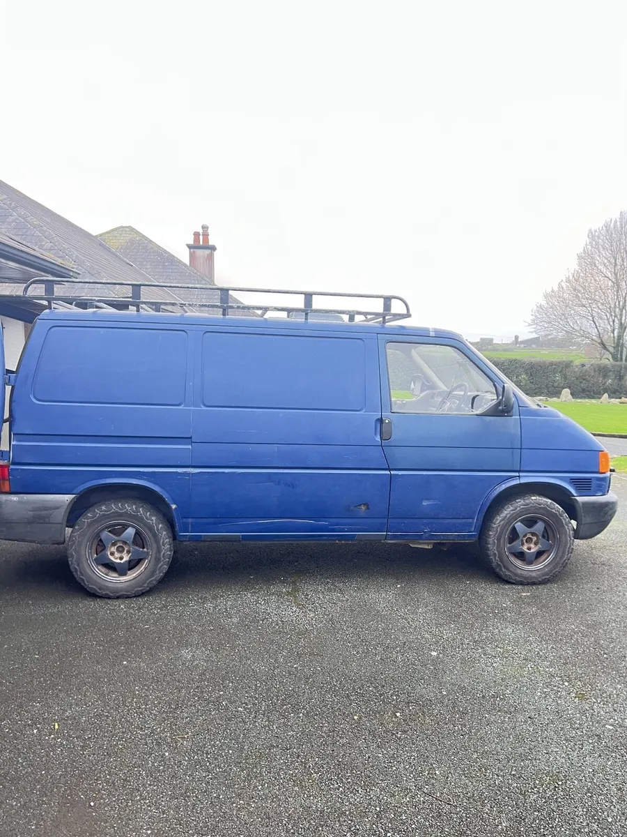 Volkswagen Transporter 1999 - Image 2