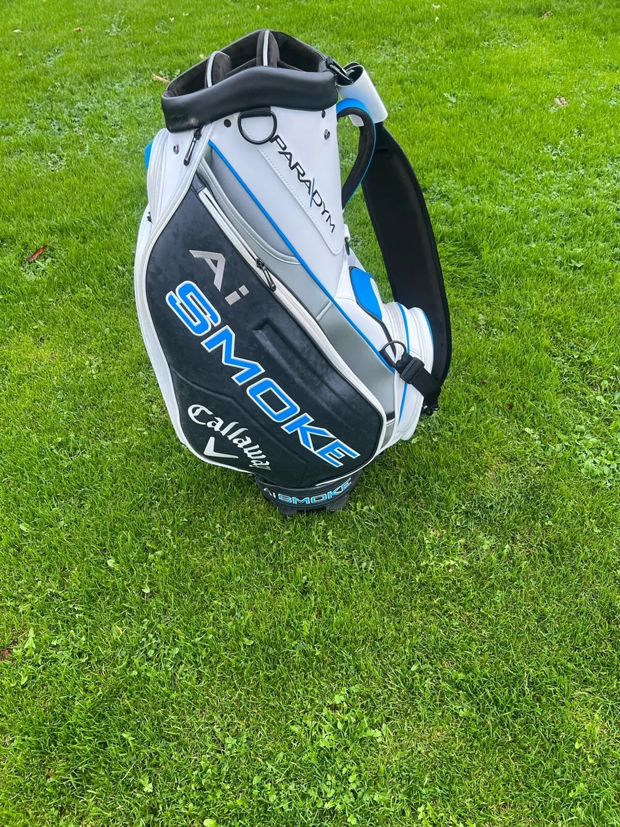 Callaway AI Smoke Tour Staff Bag - Image 1