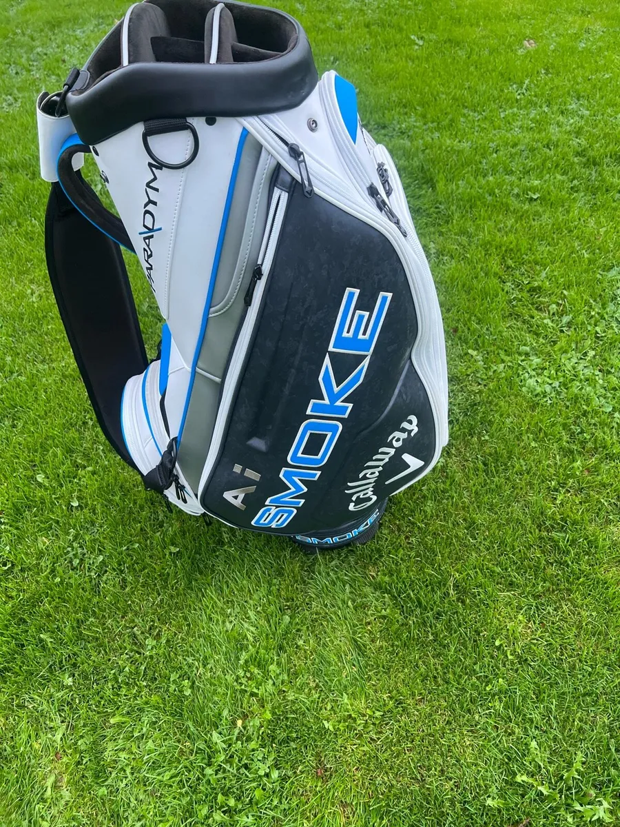 Callaway AI Smoke Tour Staff Bag - Image 3