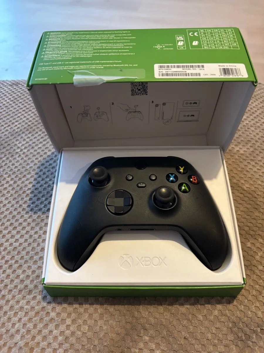 Xbox controller - Image 1