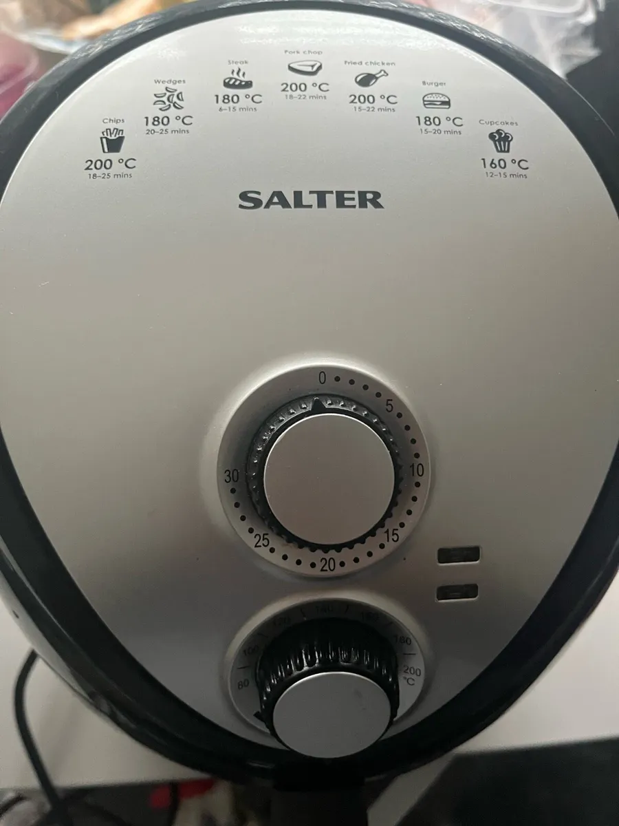 SALTER 3.2L Air Fryer - Image 1