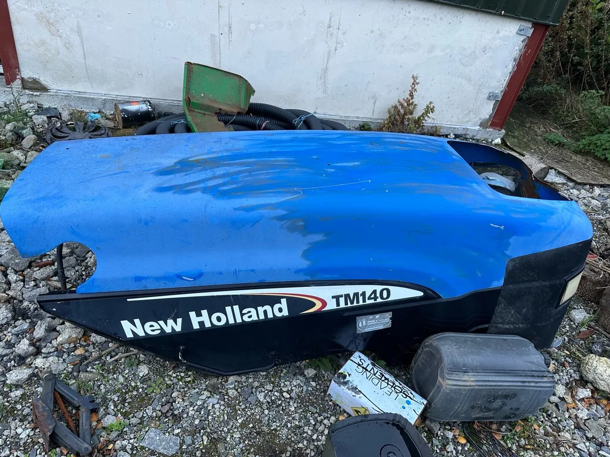 New Holland TM Bonnet - Image 1