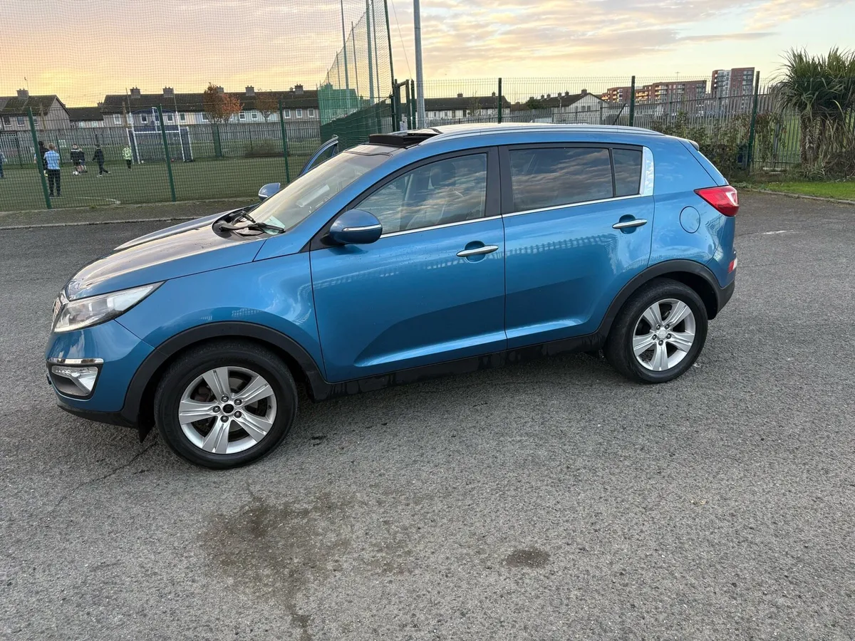 Kia Sportage 2012 1.7 Diesel - Image 2
