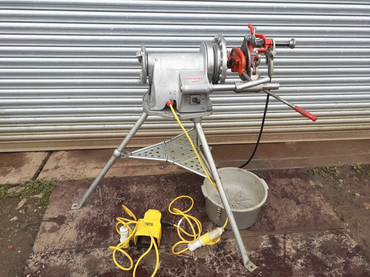 RIDGID 300 THREADING MACHINE - Image 2