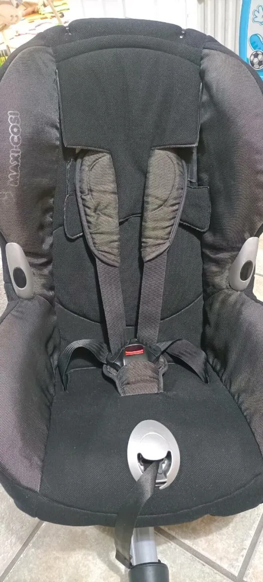 Car seat - Image 1