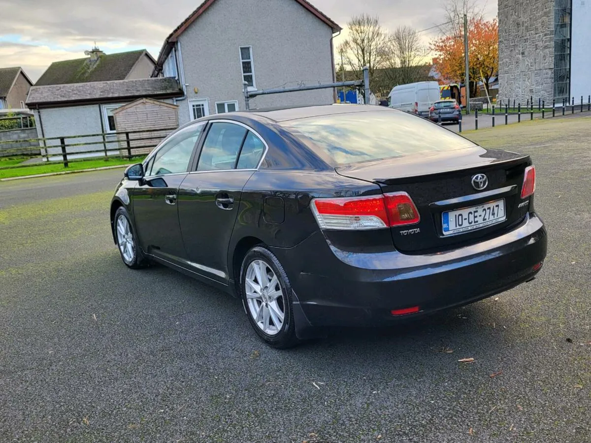 Toyota Avensis 2010 - Image 3