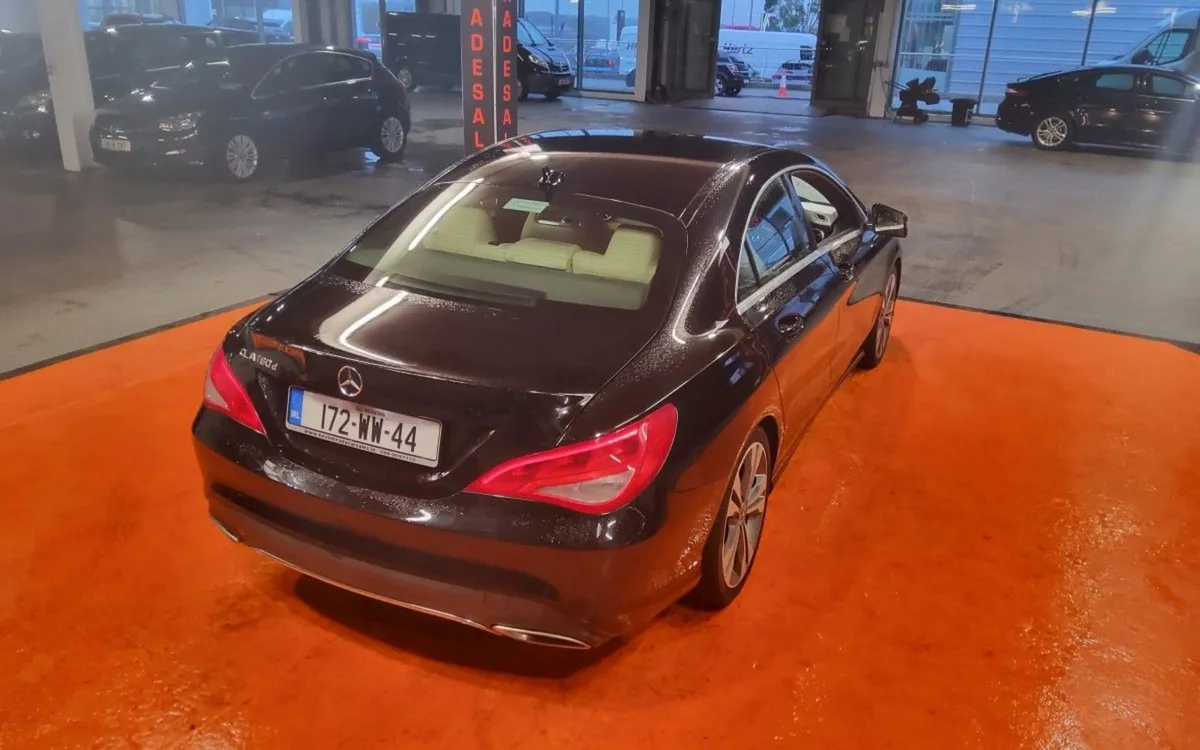 Mercedes-Benz CLA CLA 180 D Urban - Image 3