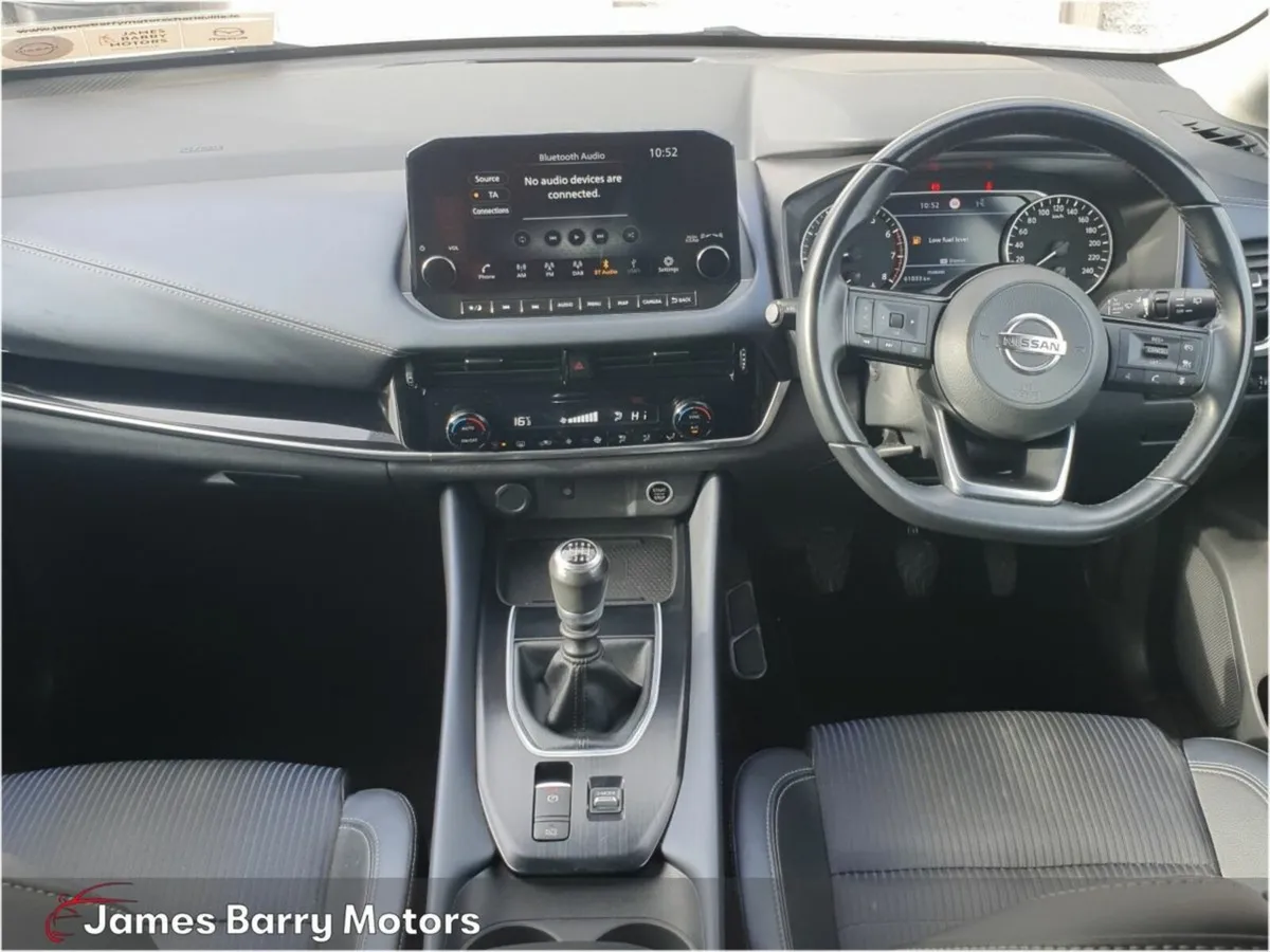 Nissan Qashqai MILD HYBRID SV PREMIUM - Image 3