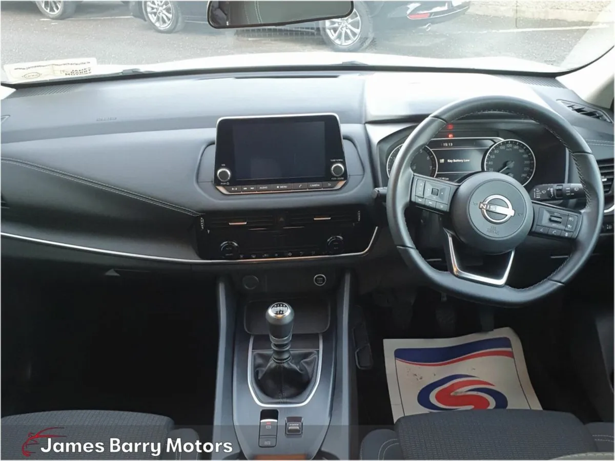 Nissan Qashqai 1.3 PET MILD HYBRID SV - Image 3
