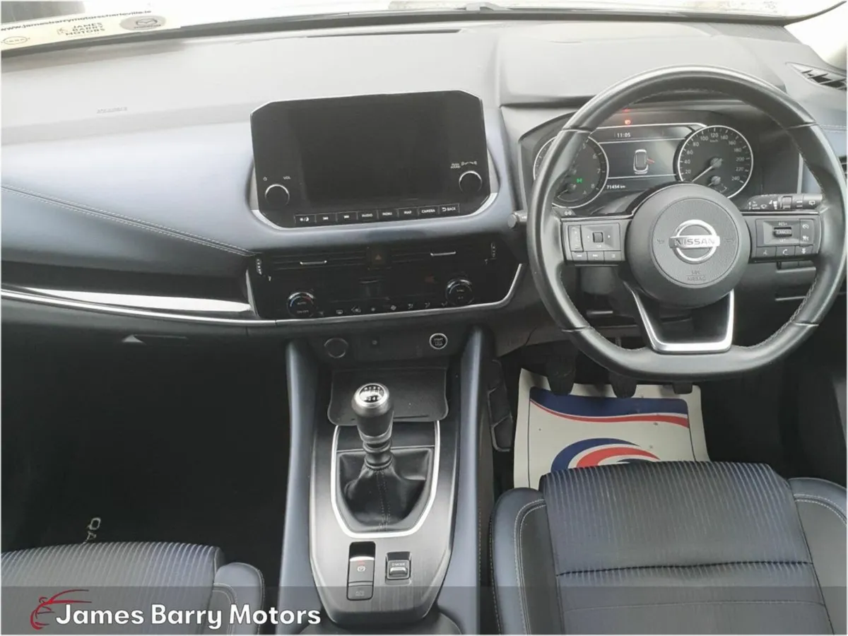 Nissan Qashqai MILD HYBRID SV PREMIUM - Image 3