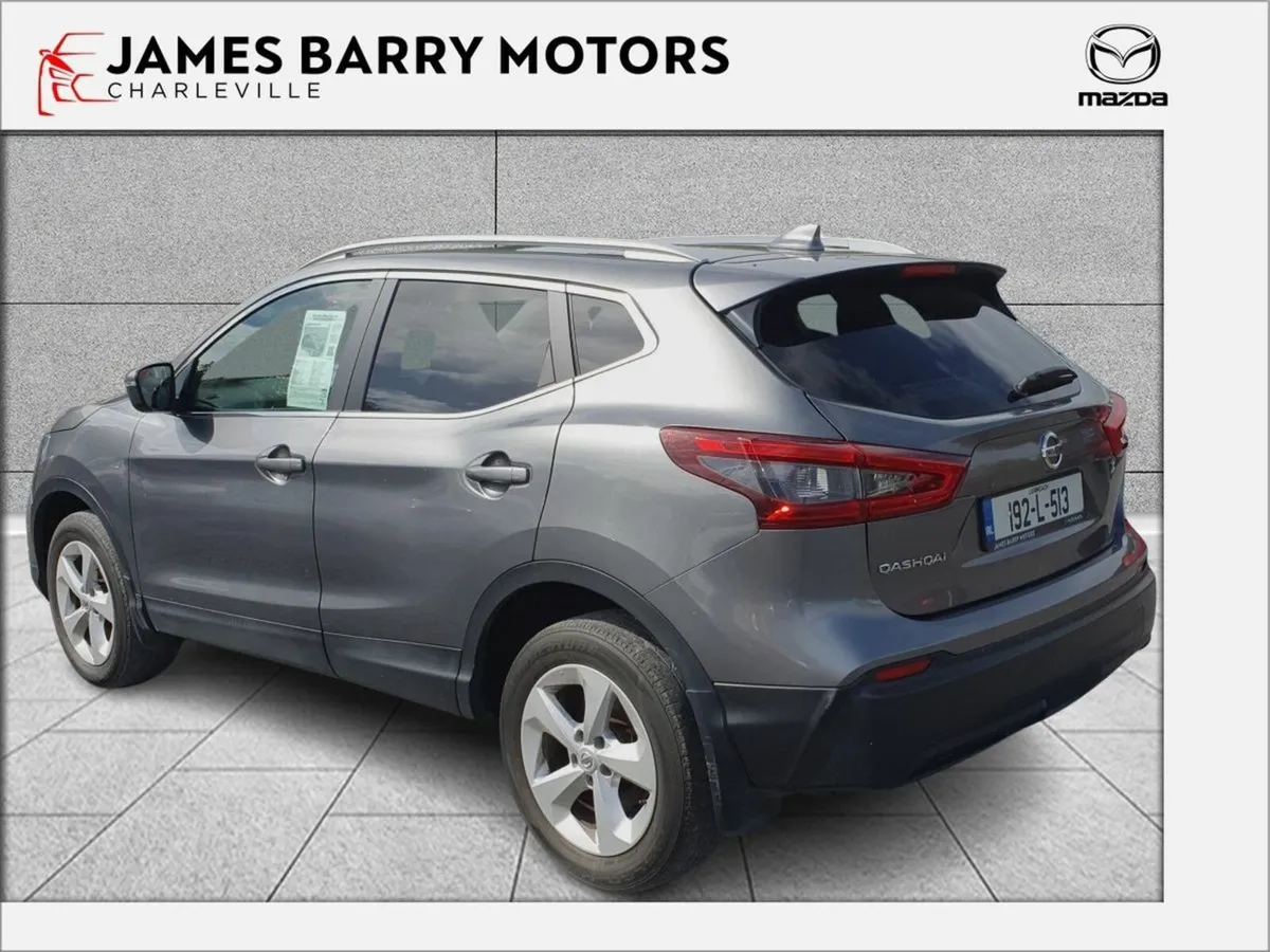 Nissan Qashqai 1.3 Petrol SV - Image 4