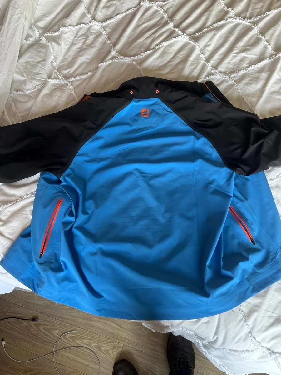 Golf jacket - Image 2