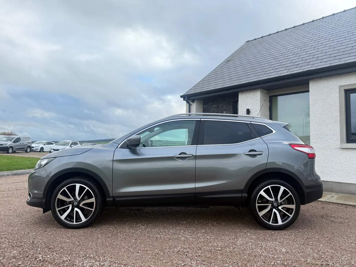 171 Nissan Qashqai Tekna - Image 4