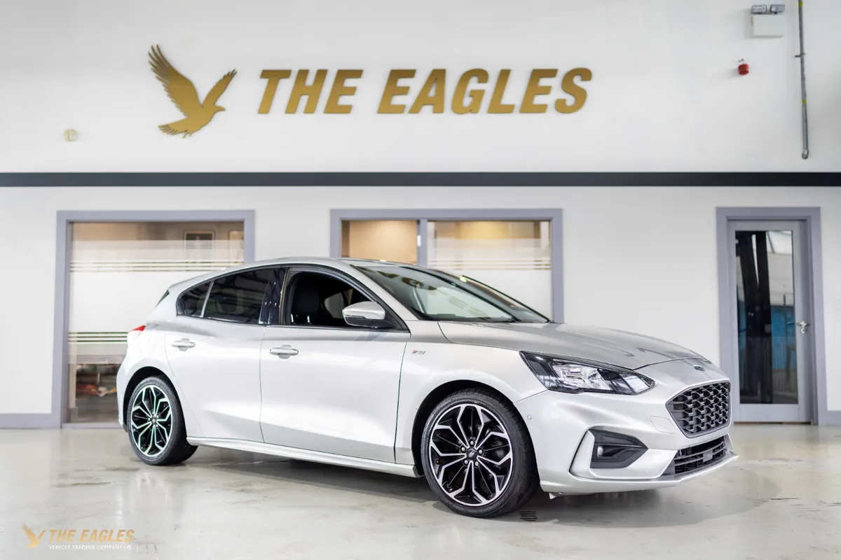 Ford Focus ST-LINE EDITION 5DR 1.5 TD 120 M6 - Image 1