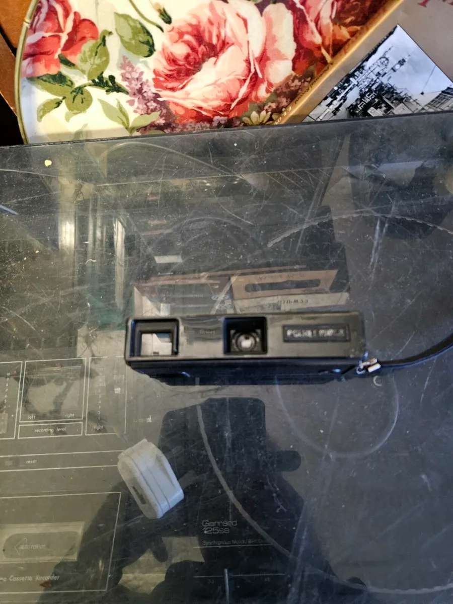 Vintage Camera - Image 1