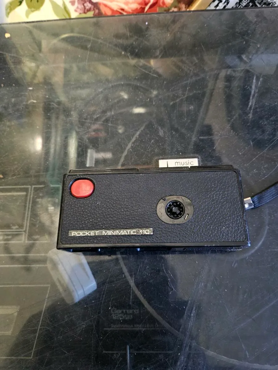 Vintage Camera - Image 3