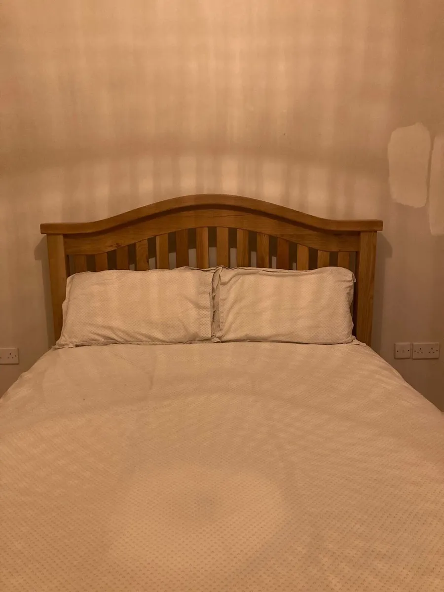 Bed Frame - King Size - Solid Oak - Image 4