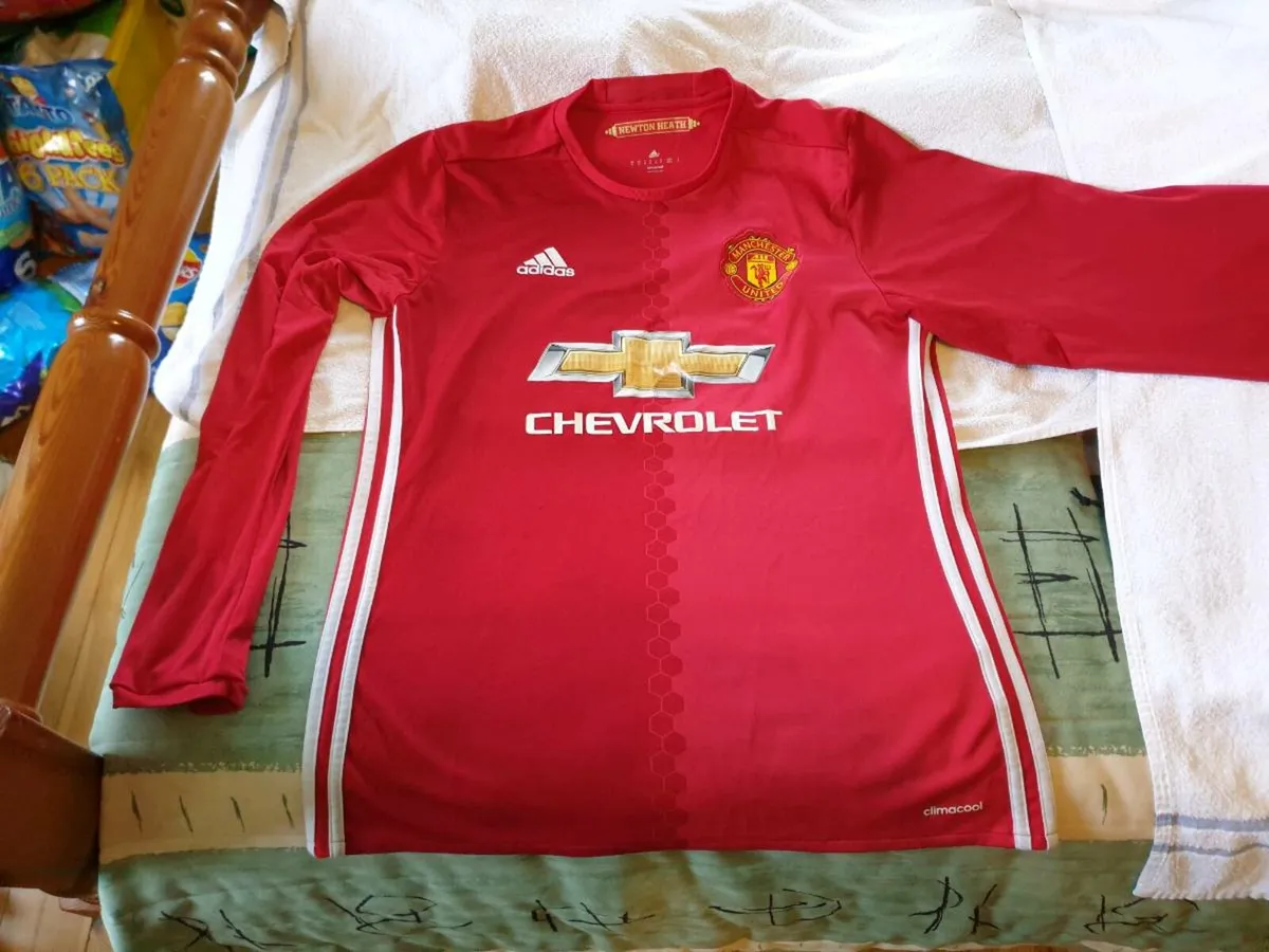 Manchester United Football Club Home Jersey 2016 - Image 1
