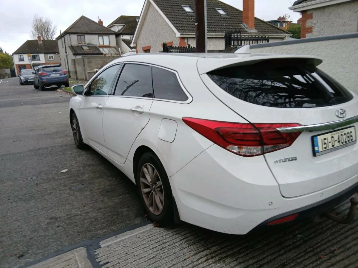 2015 HYI40 ESTATE - Image 3
