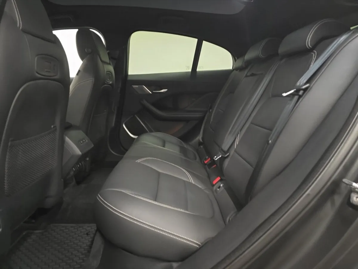 Jaguar I-PACE Estate HSE - Image 4