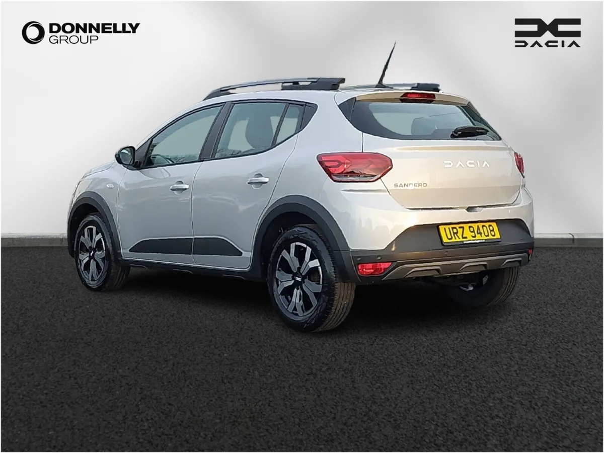 Dacia Sandero Stepway Hatchback Journey - Image 2