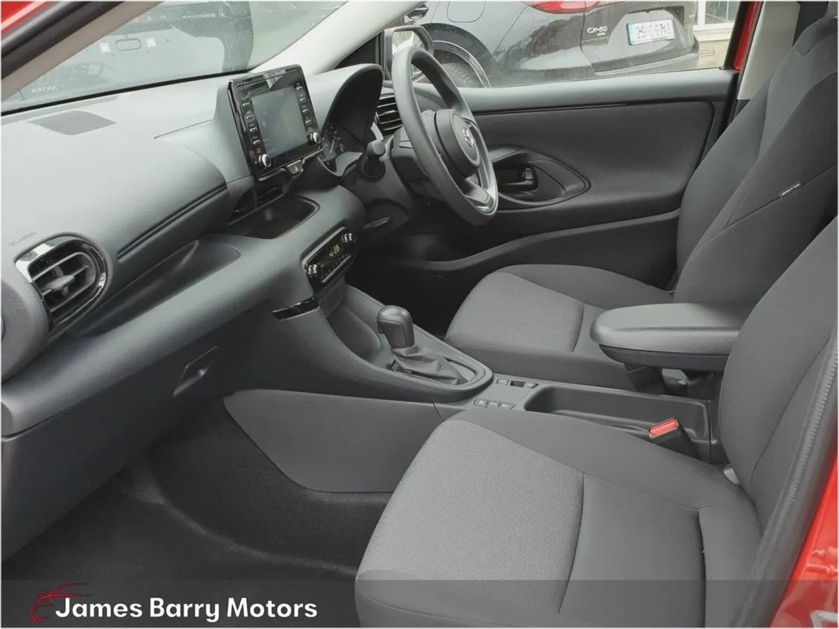 Mazda Mazda2 HYBRID 116ps PURE AT // DEMO SPECIAL - Image 4