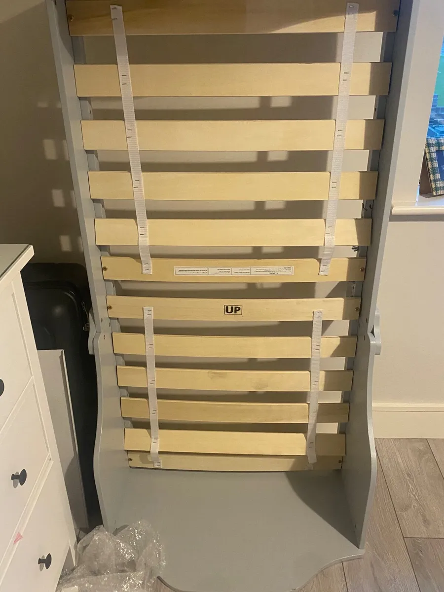 Toddler bed - Image 2