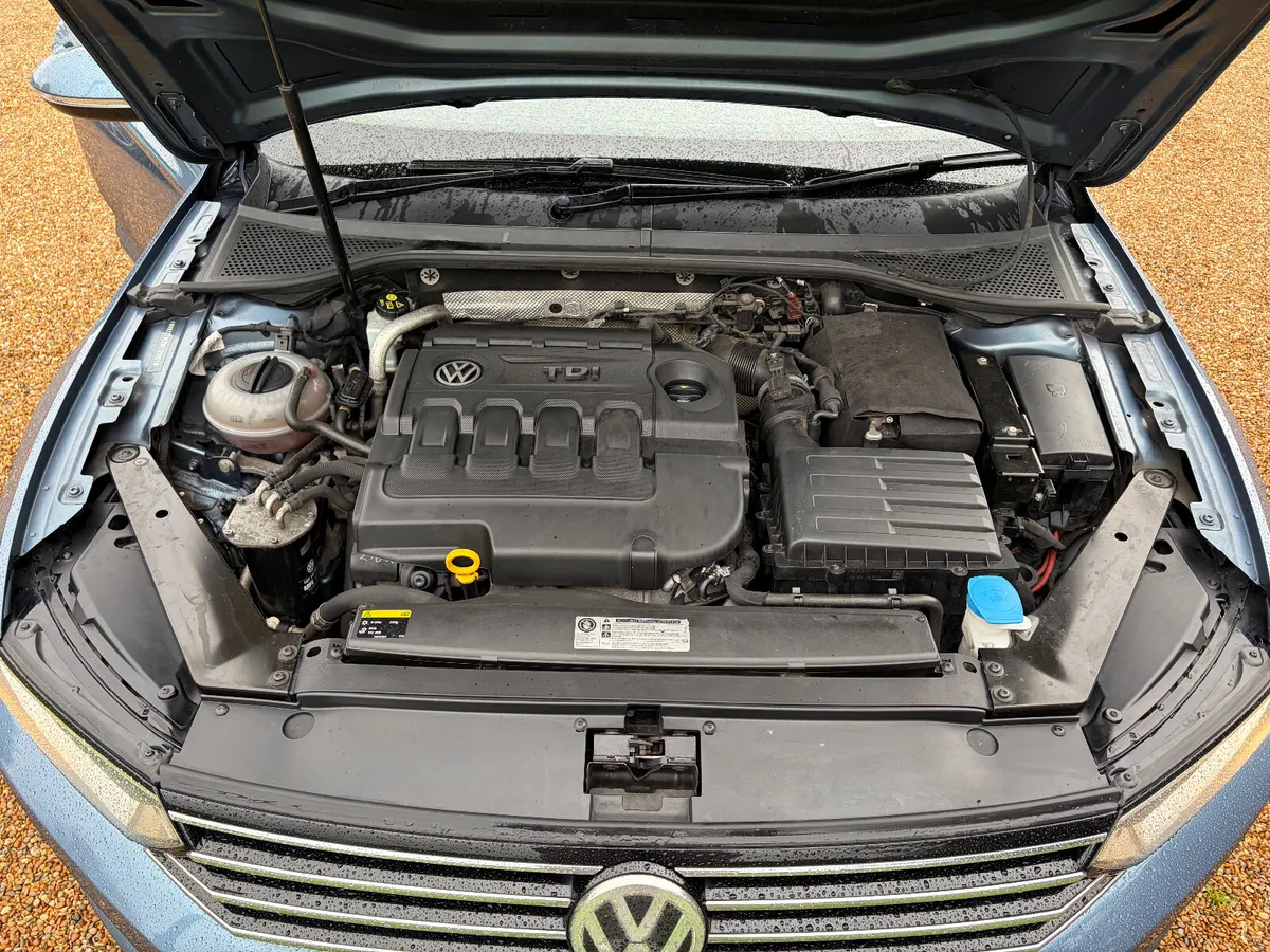 FINANCE AVAILABLE 2016 Volkswagen Passat 1.6 TDI - Image 4