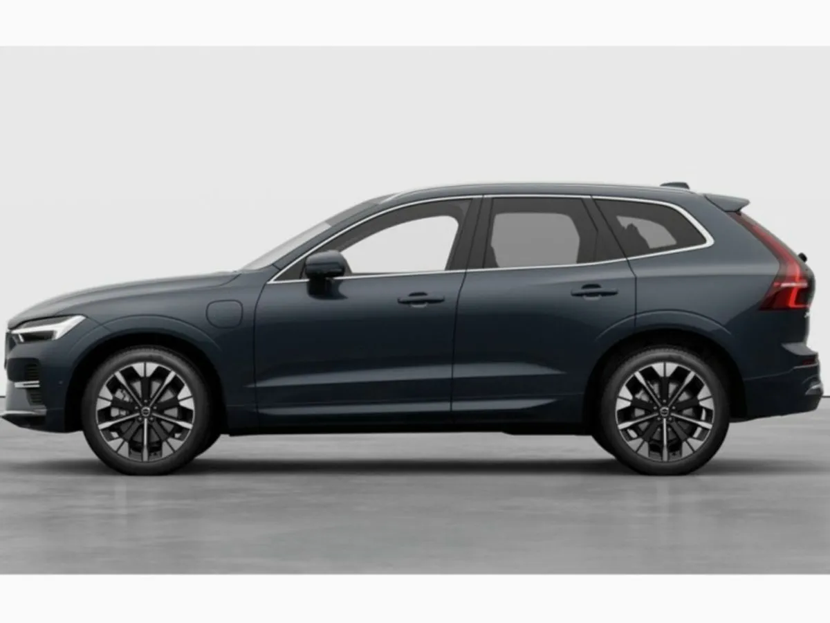 Volvo XC60 T6 PHEV Plus Bright - Image 2