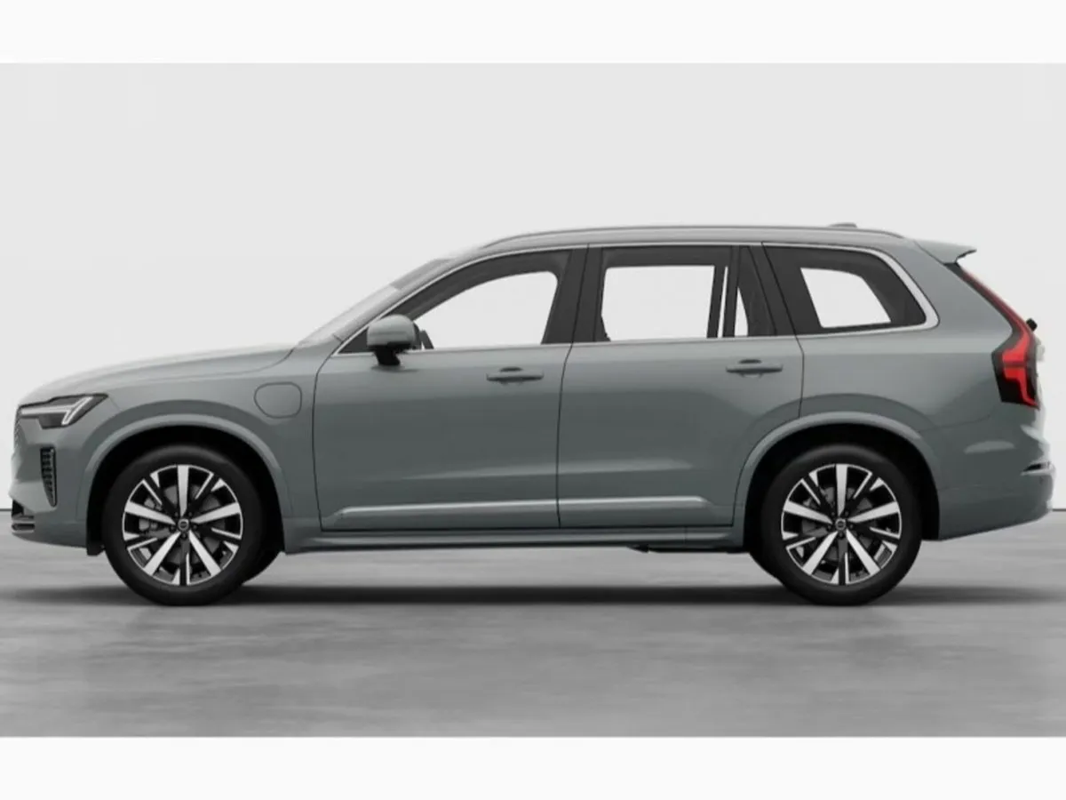 Volvo XC90 T8 PHEV Core - Image 2