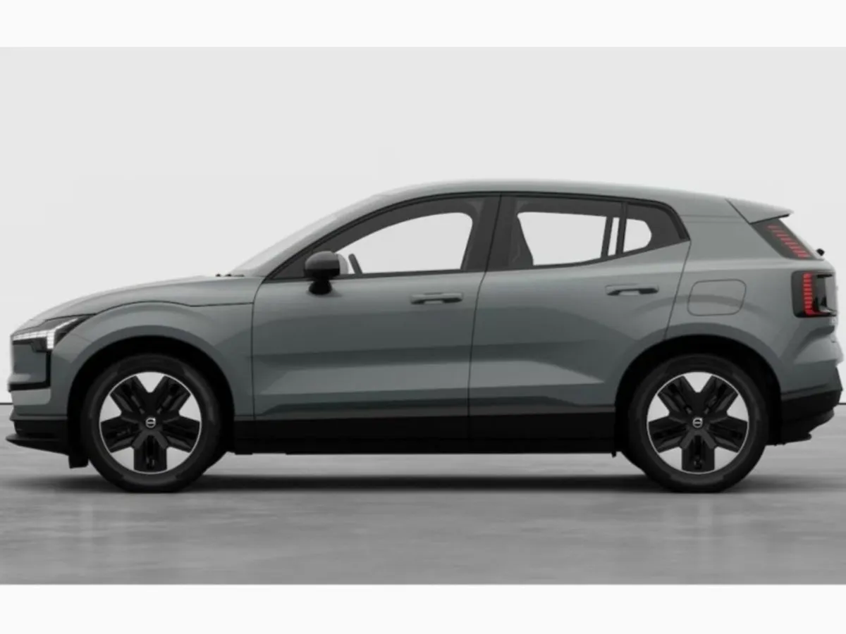 Volvo EX30 Core Single Motor - Image 2