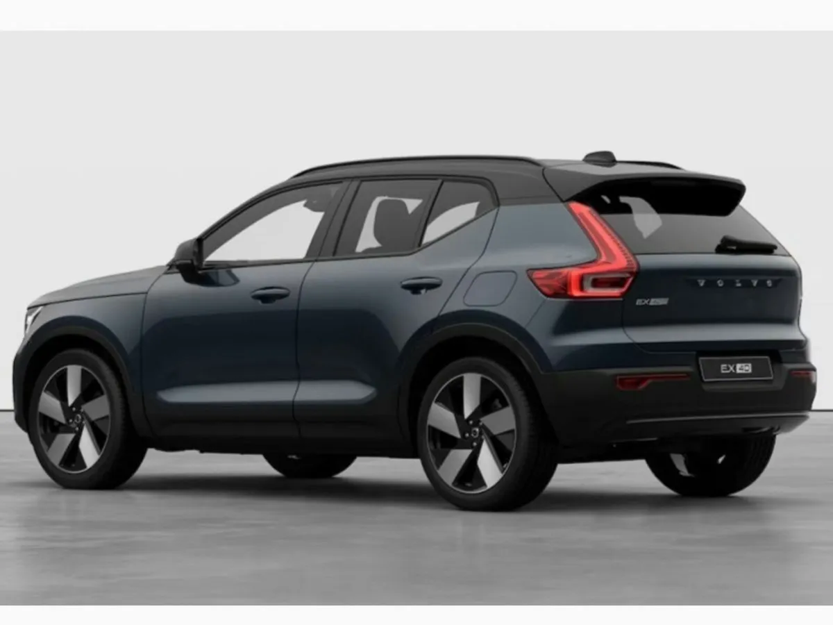 Volvo EX40 Ultra Single Motor Extended Range - Image 3