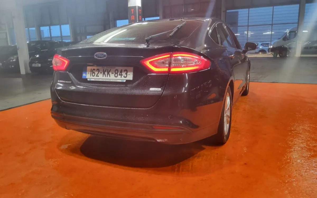 Ford Mondeo 1.5tdci 120PS Zetec - Image 4