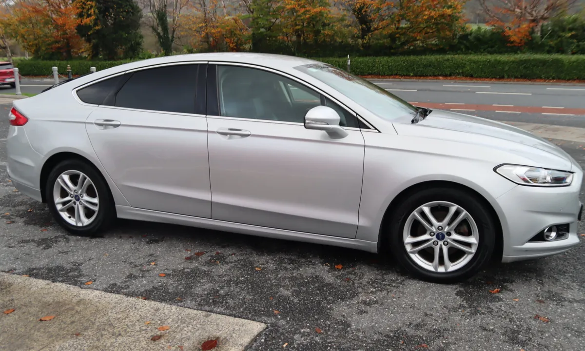 2017 Ford Mondeo Econetic  Titanium model 1.6TDCi - Image 4