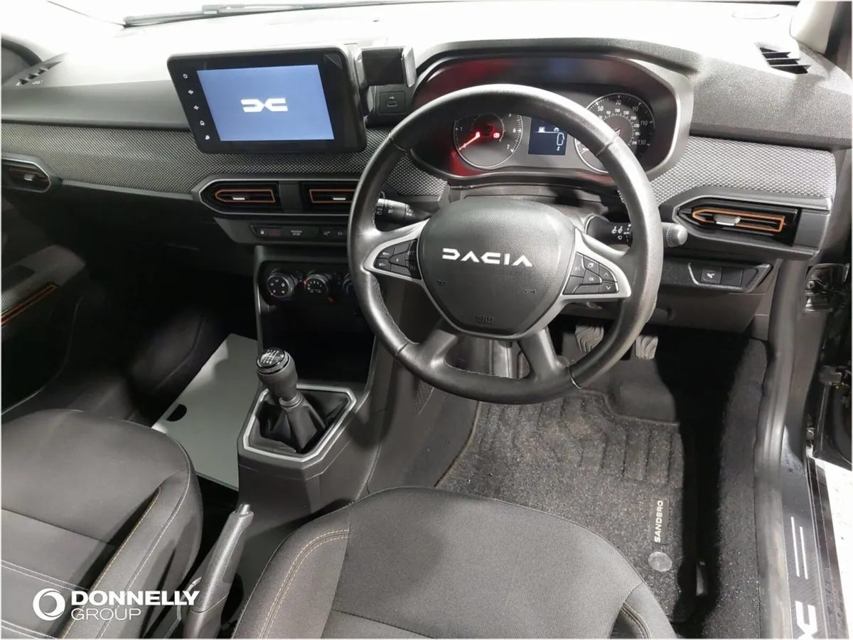 Dacia Sandero Stepway Hatchback Expression - Image 4