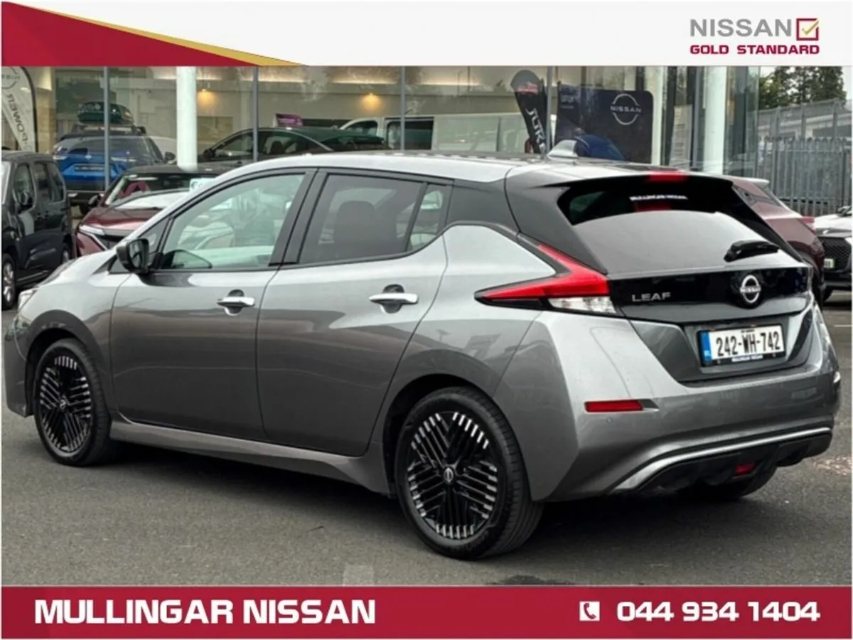 Nissan Leaf SV Premium EV 40kWh Auto with Cold Pac - Image 3