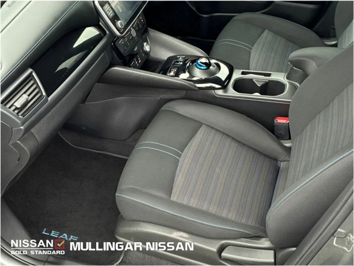 Nissan Leaf SV Premium EV 40kWh Auto with Cold Pac - Image 4