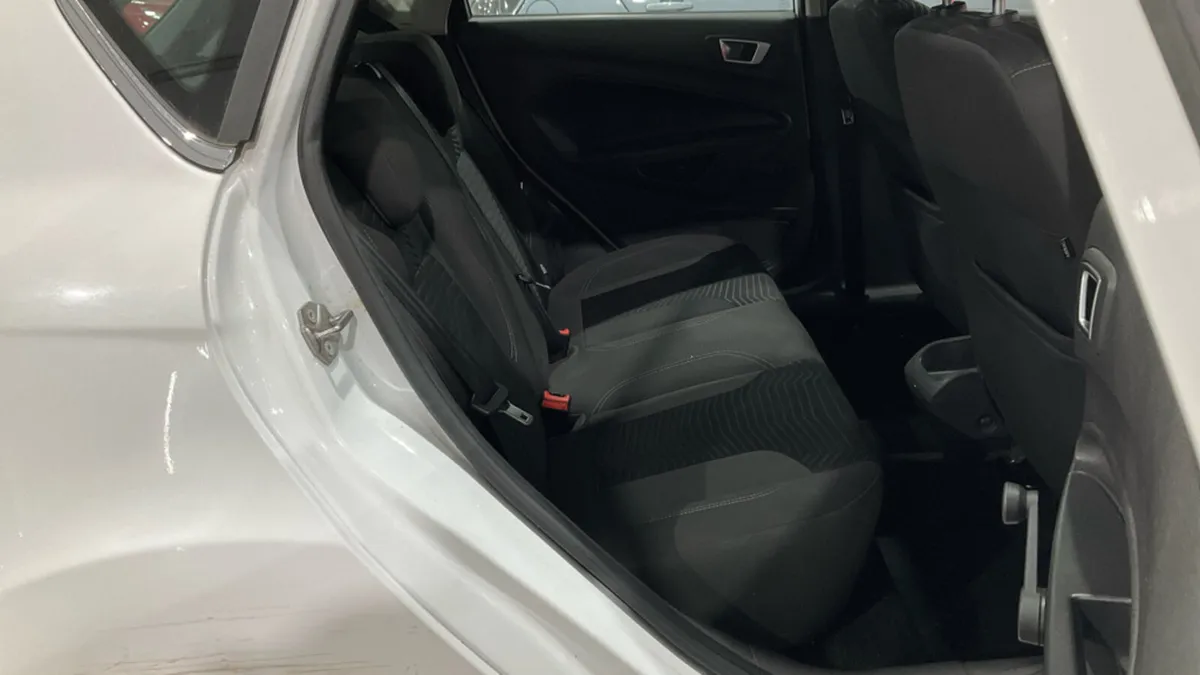 2013 Ford Fiesta 1.0 Petrol - Image 4