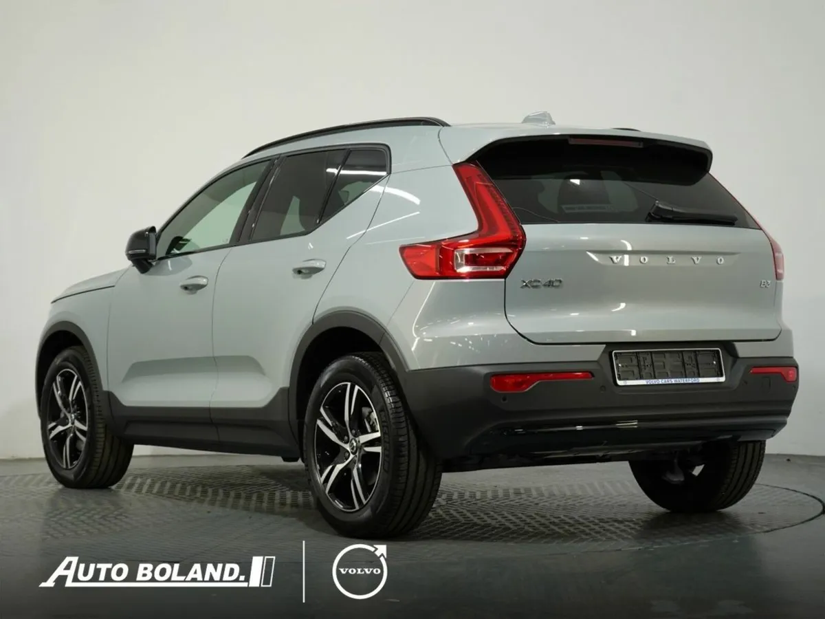 Volvo XC40 B3 Mild Hybrid - Image 4