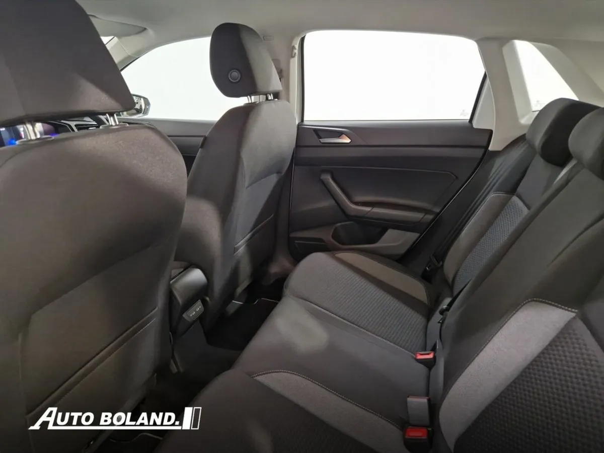 Volkswagen Polo 1.0 TSI 95HP Life - Image 4