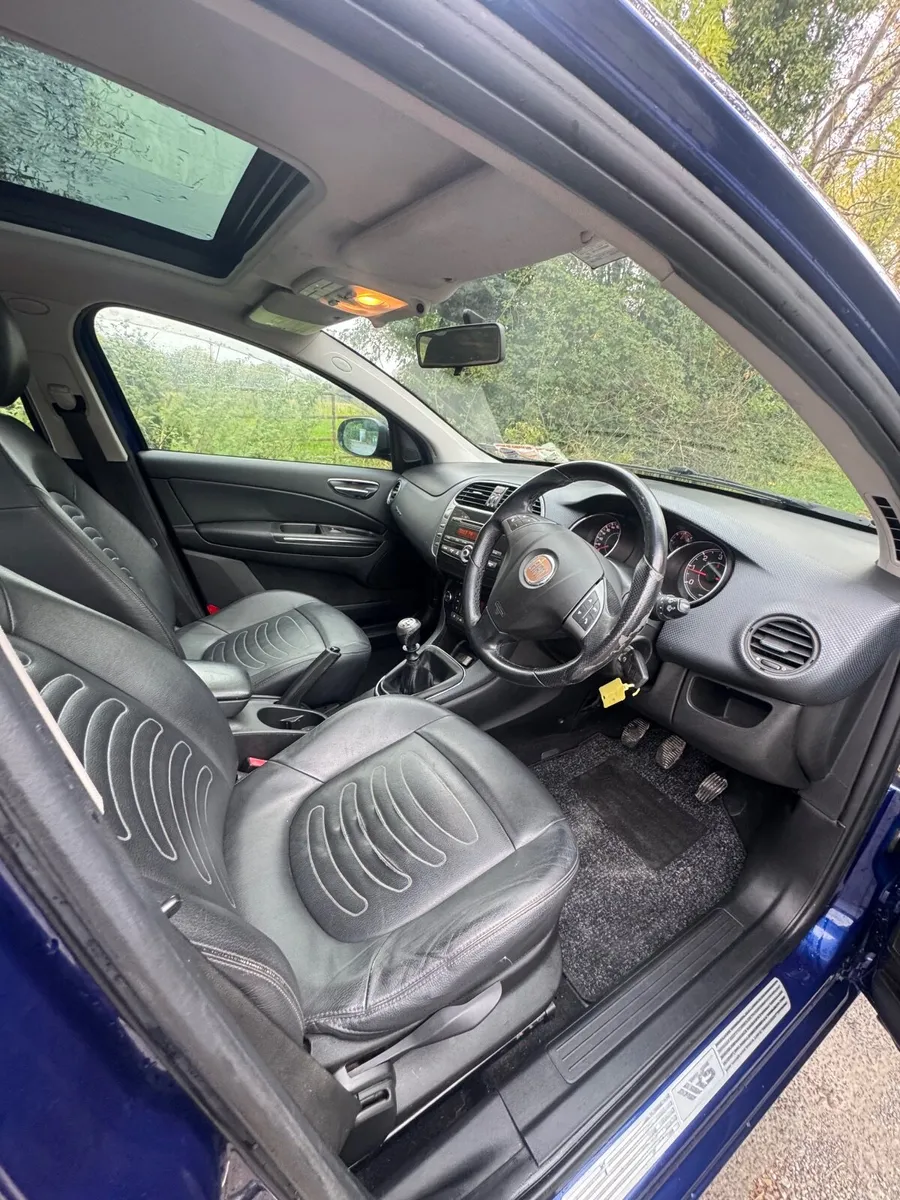 Fiat Bravo 2009 1.6 diesel - Image 3