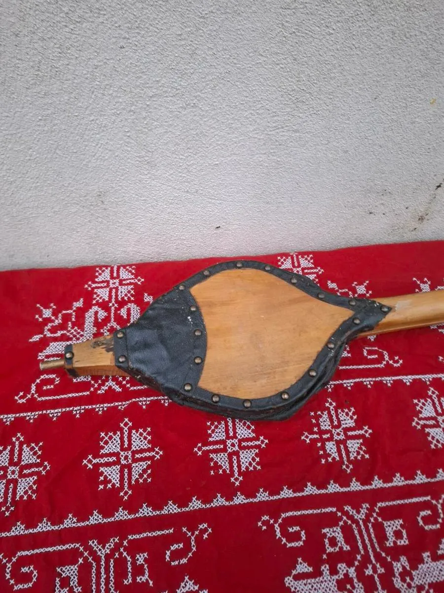 Working old fire bellow possible to post - Image 2