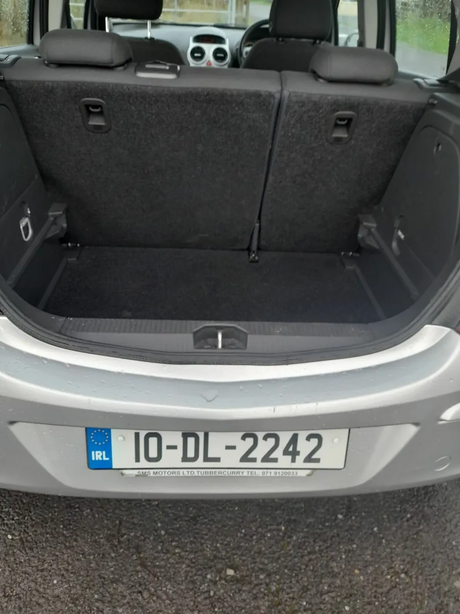 Opel Corsa 2010 - Image 4