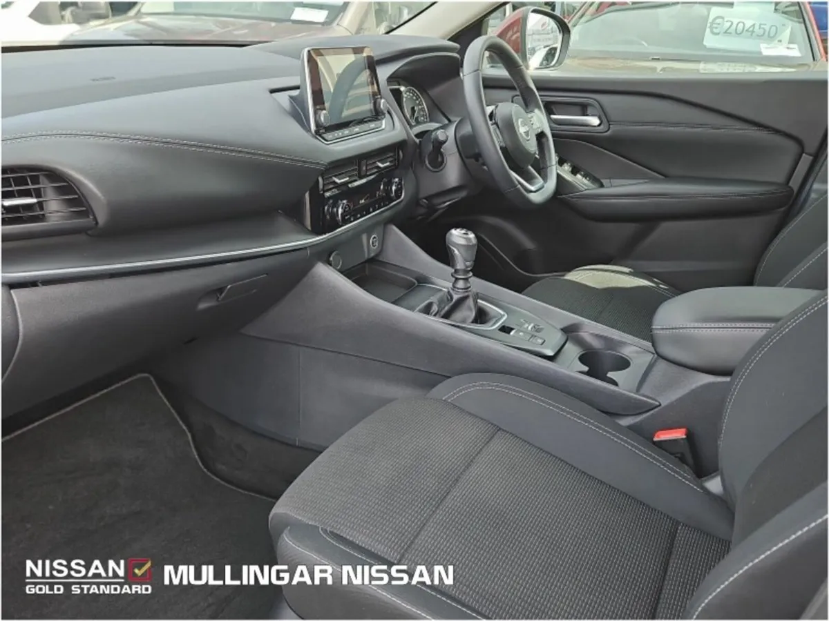 Nissan Qashqai 1.3SV Petrol M/Hybrid - Check out o - Image 4