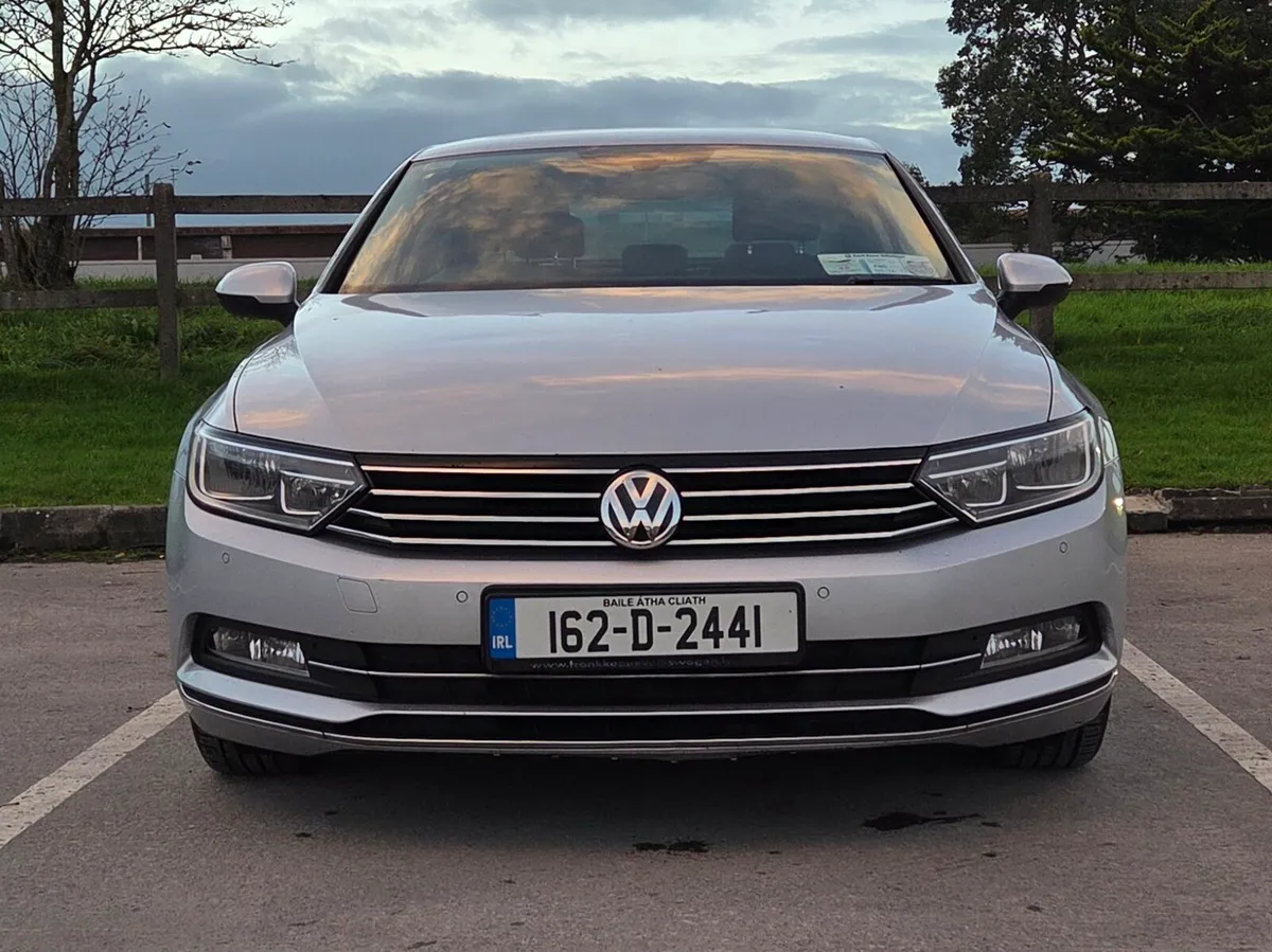 2016 Volkswagen Passat Highline 1.6TDI 6 Speed Man - Image 3