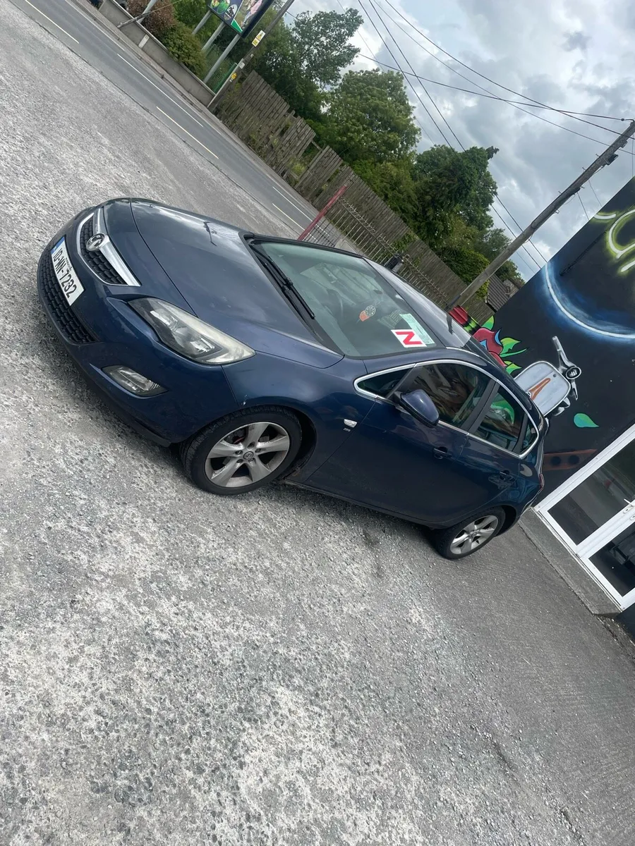 Vauxhall Astra - Image 1