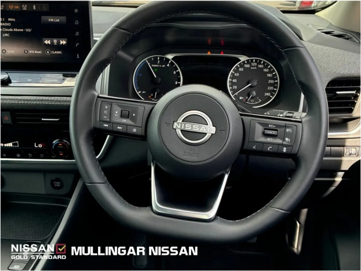 Nissan Qashqai 1.5SV e-Power Hybrid Auto - Check o - Image 2