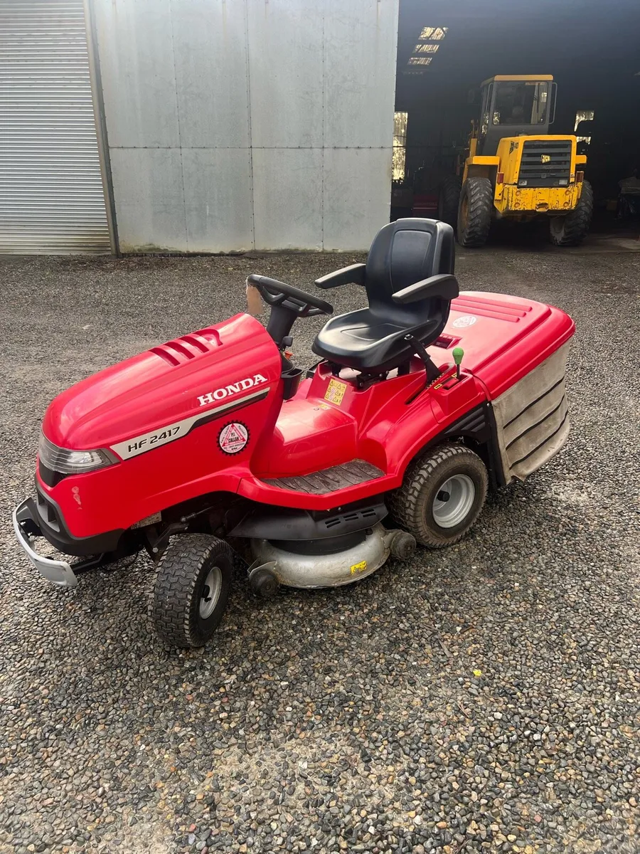 HONDA 2417 RIDE ON MOWER - Image 2